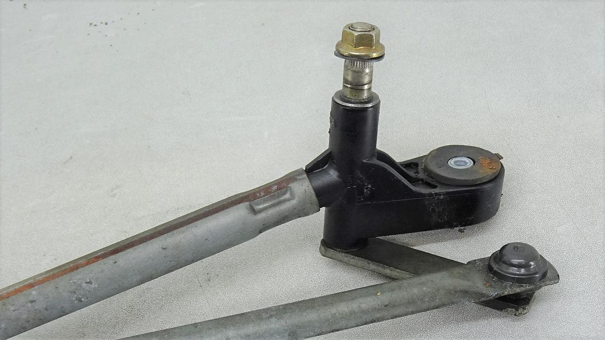 Ford Transit TT9 Wischergest&auml;nge mit Motor Bj2006 404523
