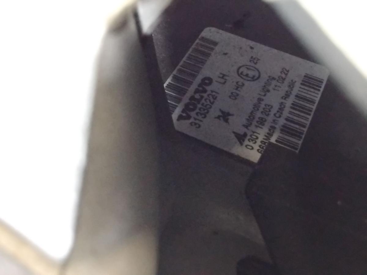 Volvo V50 S40 II orig Scheinwerfer vorn links Halogen mit LWR 31335221 BJ2007