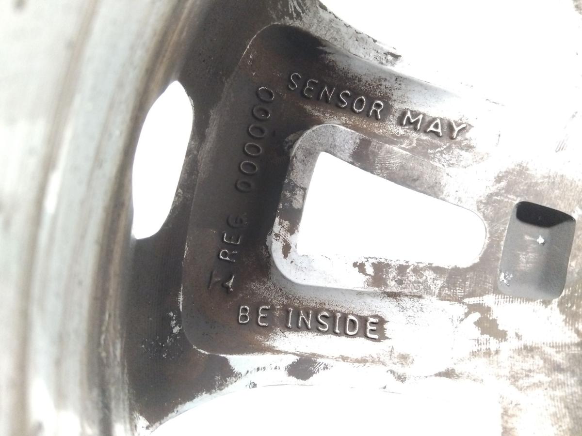 Ford EcoSport 2 original Satz Alufelgen DNIC1007CA 6Jx16H2 ET37.5 BJ2016