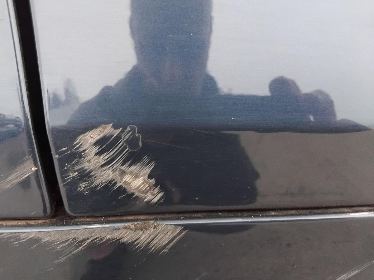 BMW 5er E60 E61 T&uuml;r vorn links Fahrert&uuml;r mysticblaumetallic BJ2003 Mangel