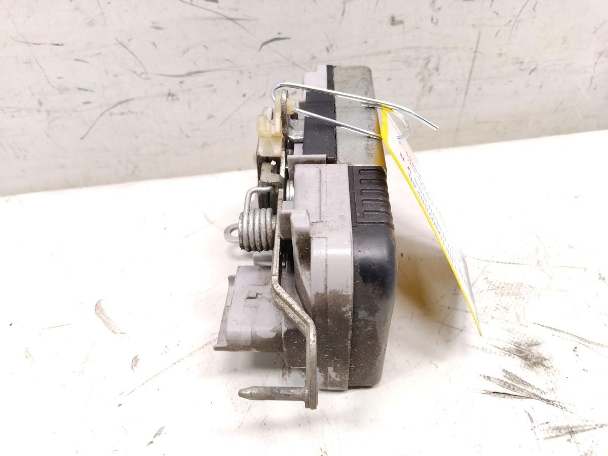 Peugeot 807 original T&uuml;rschlo&szlig; vorn rechts mit Zentralverriegelung Bj.2008