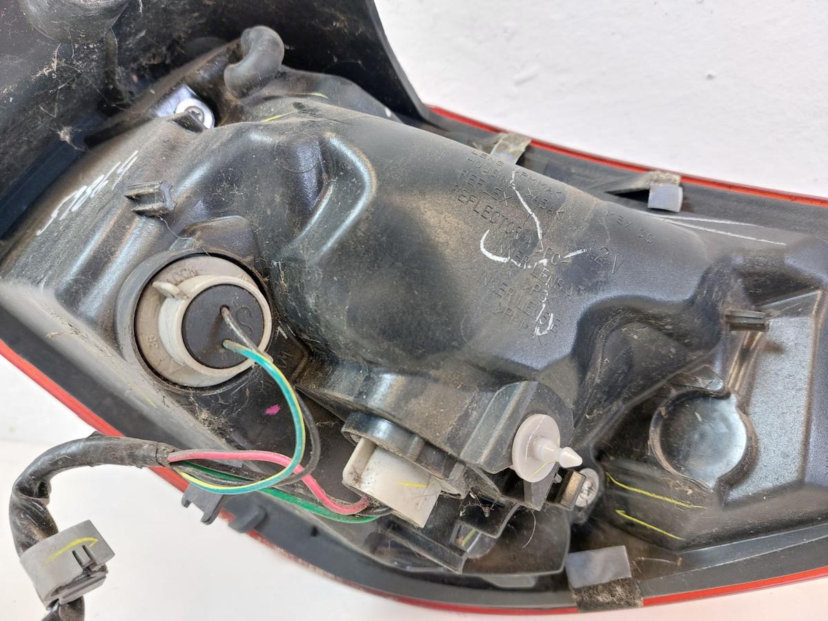 Mazda 2 Typ DJ R&uuml;ckleuchte links R&uuml;cklicht Heckleuchte au&szlig;en links Ecke OEM