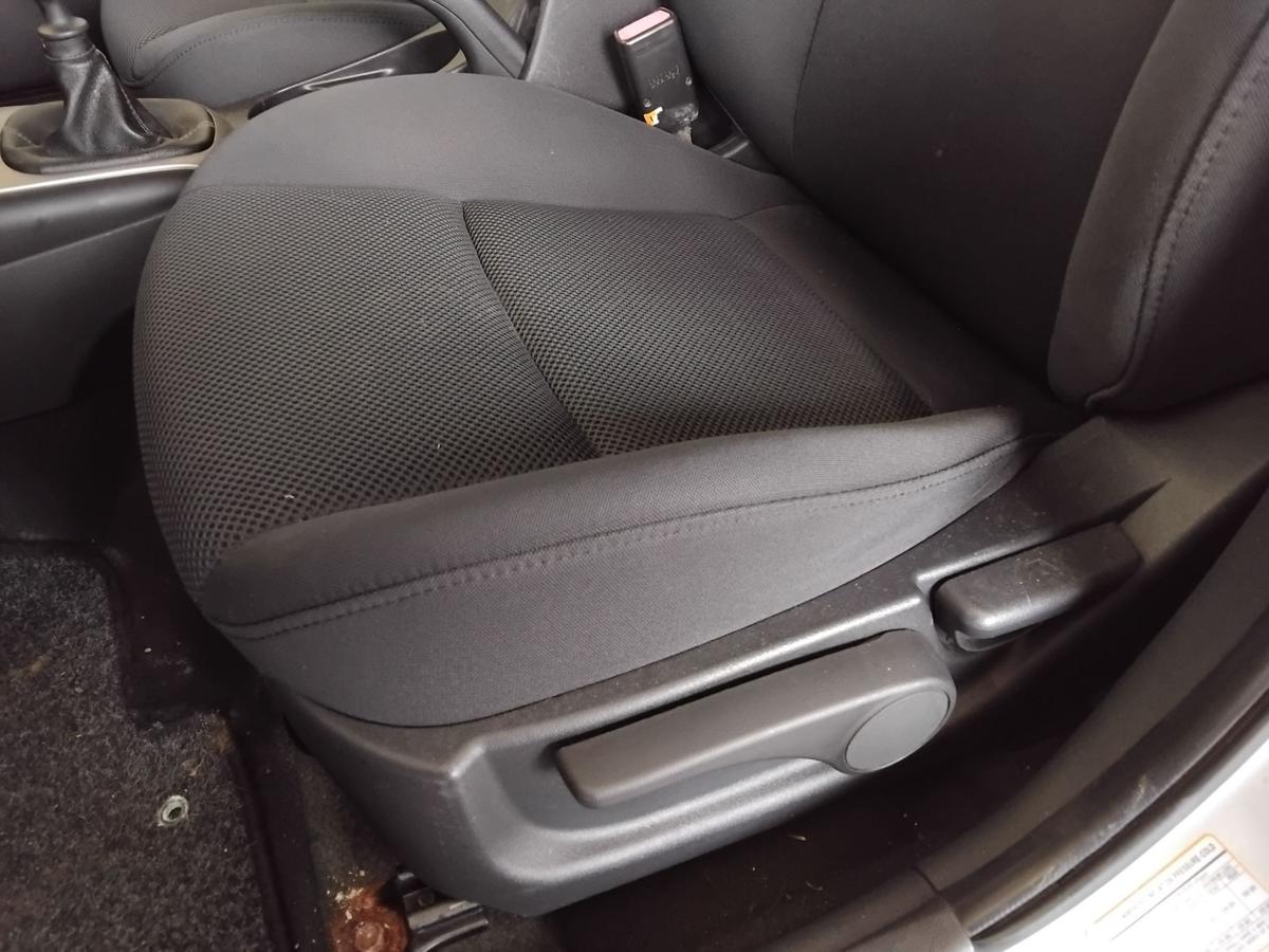 Hyundai i30cw FD orig Sitz vorn links Fahrersitz Stoff dunkelgrau 5t&uuml;rig BJ2009
