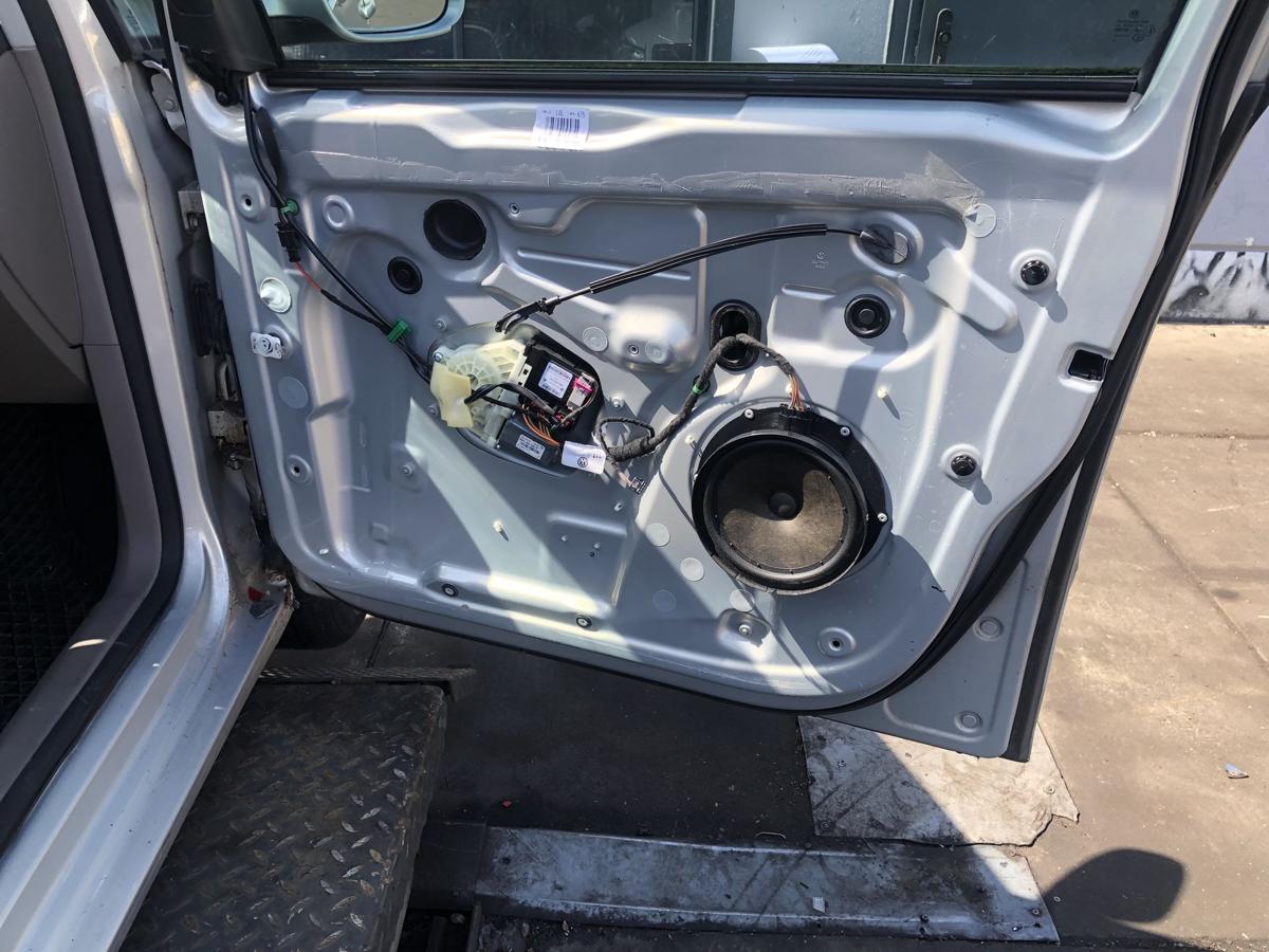 Golf Plus 5M original Fensterhebermotor vorn rechts Beifahrer 5M1837402P Bj 2009