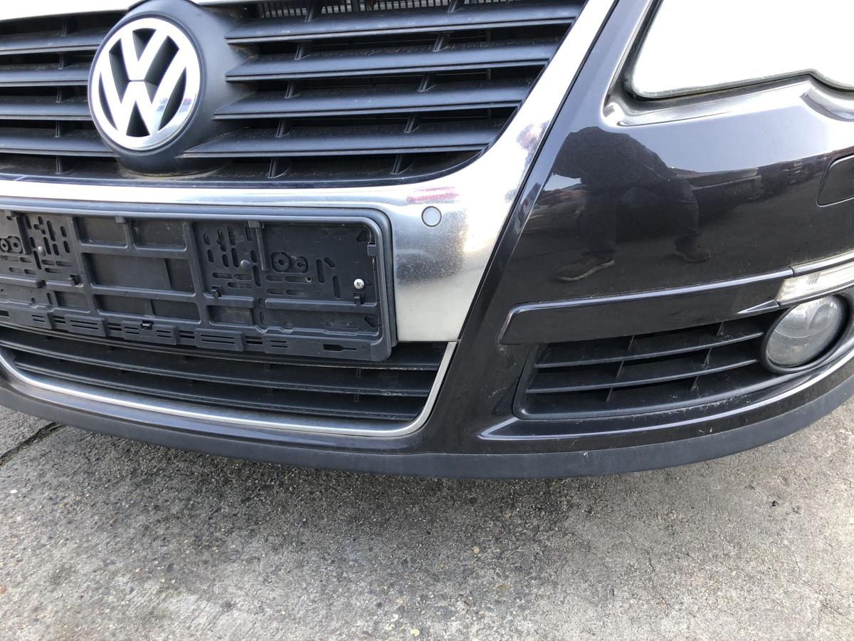 VW Passat 3C B6 Sto&szlig;f&auml;nger vorn Frontsch&uuml;rze Grill PDC NSW SRA LC8Z Moccabrown