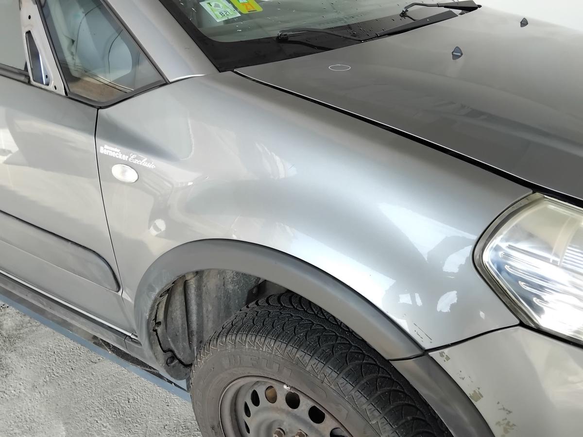 Suzuki SX4 Cross original Kotflügel vorn rechts für Radlaufverkleidung BJ2009