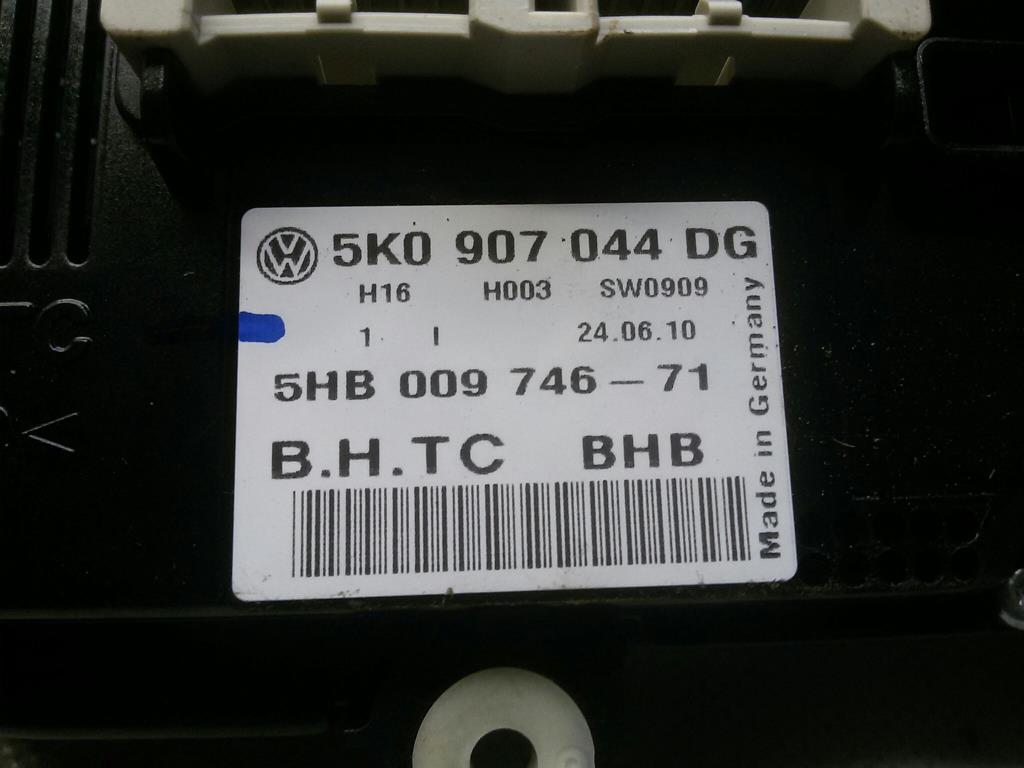 VW Passat 3C original Heizungsregulierung Klimabedienteil 5K0907044DG BJ2011