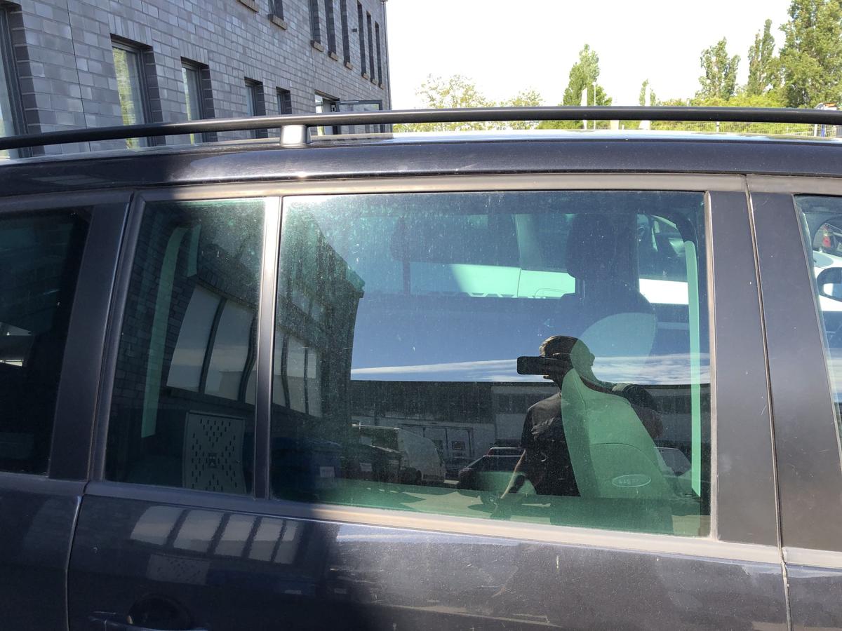 VW Touran 1T 1T1 T&uuml;rscheibe hinten rechts Fondt&uuml;rscheibe Werkst&ouml;nung Scheibe