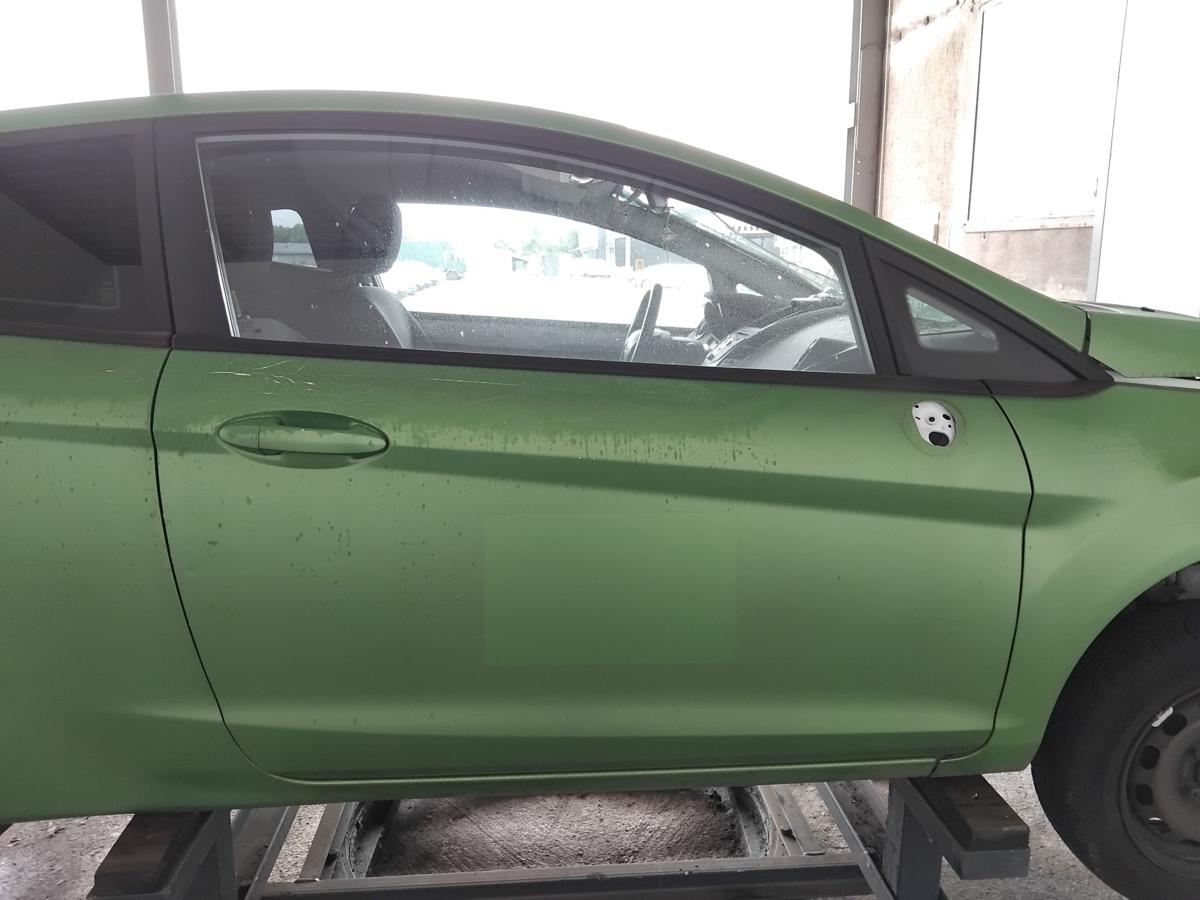 Ford Fiesta JA8 T&uuml;r vorn rechts Beifahrert&uuml;r 3t&uuml;rig frostwei&szlig;-gr&uuml;n foliert BJ16