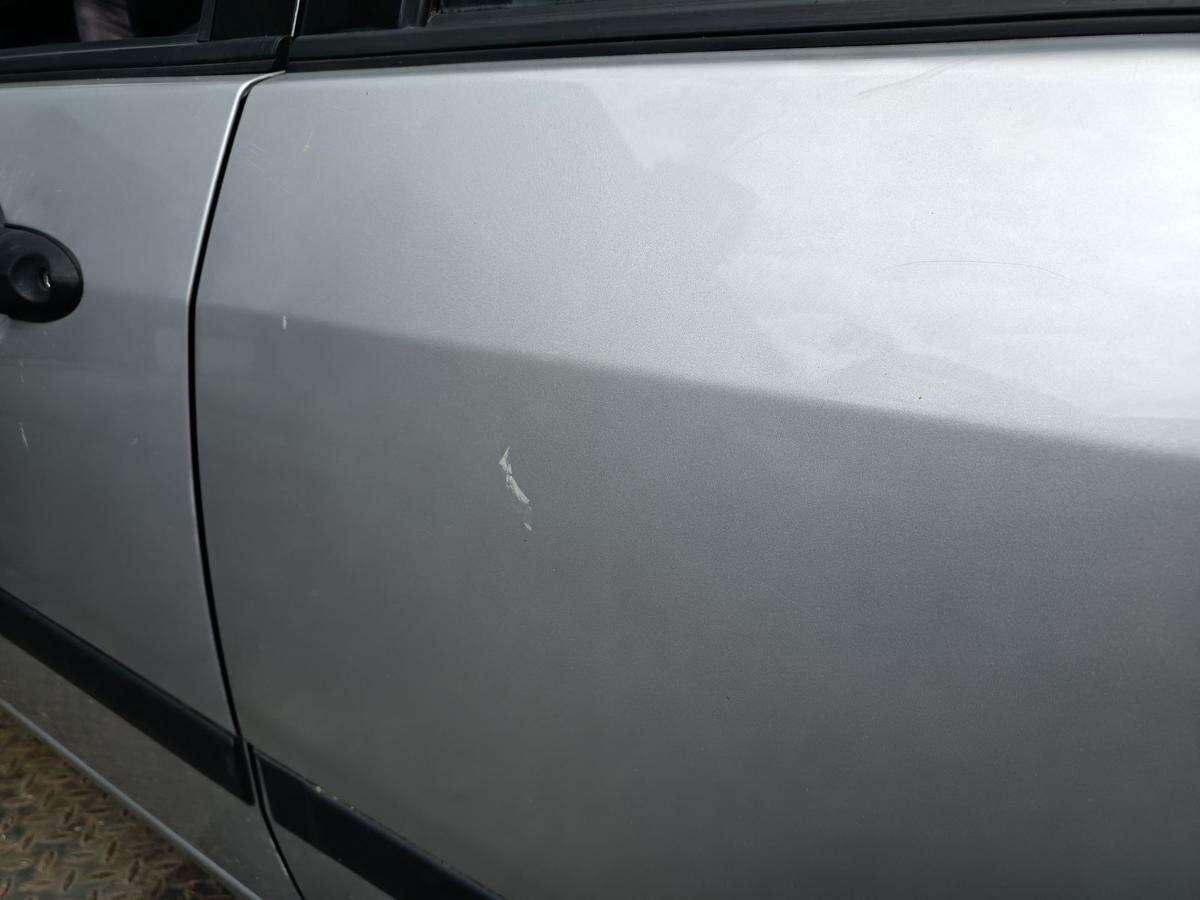 Ford Focus DAW original Roht&uuml;r T&uuml;r hinten links Polar Silber 5 T&uuml;rer Baujahr 03