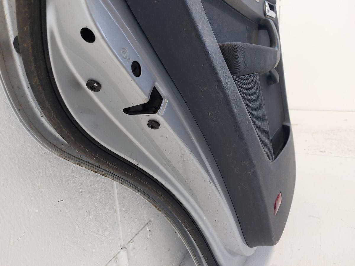 VW Touran 1T T&uuml;r hinten links Fondt&uuml;r im Rohbau LA7W Reflexsilber 03 bis10