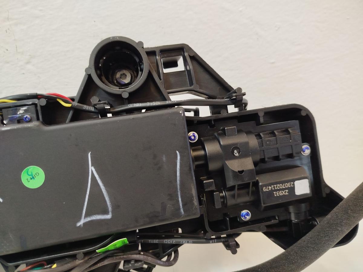 NIO EL6 Elektro T&uuml;rgriff vorn links Au&szlig;engriff Fahrert&uuml;r elektrisch versenkbar