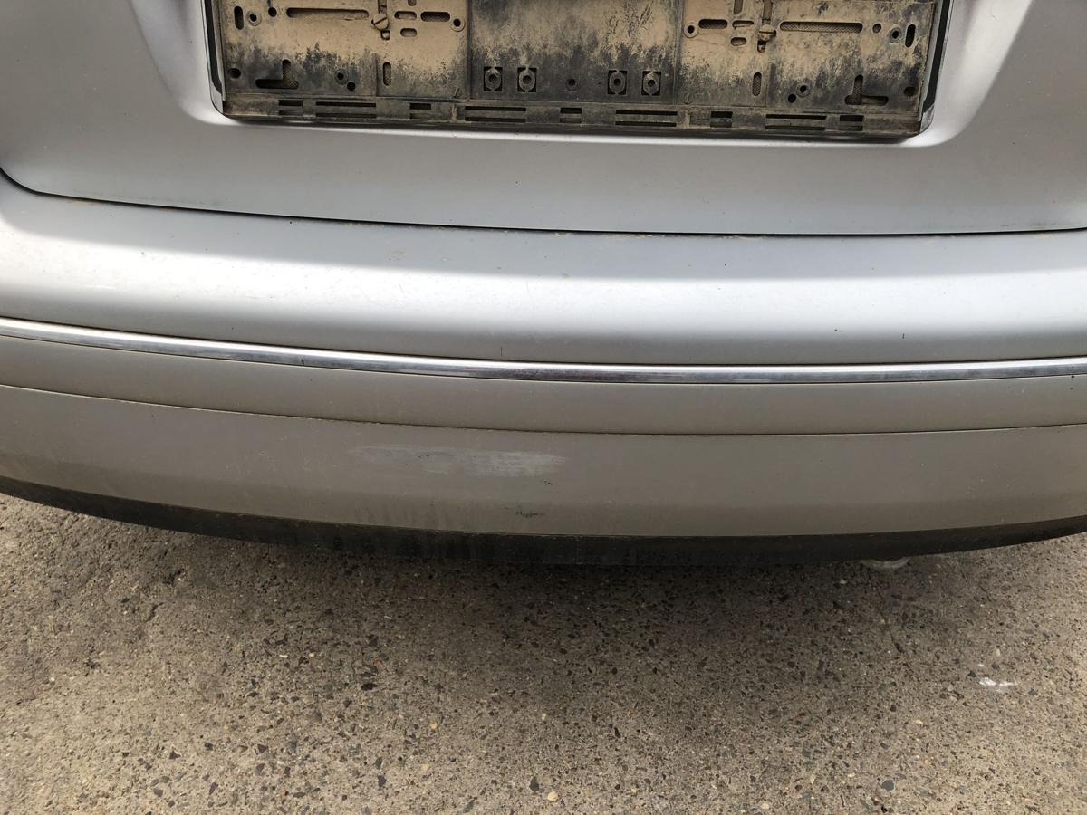 VW Bora 1J Sto&szlig;f&auml;nger hinten Sch&uuml;rze Limo Hecksto&szlig;stange Highlineleiste Chrom