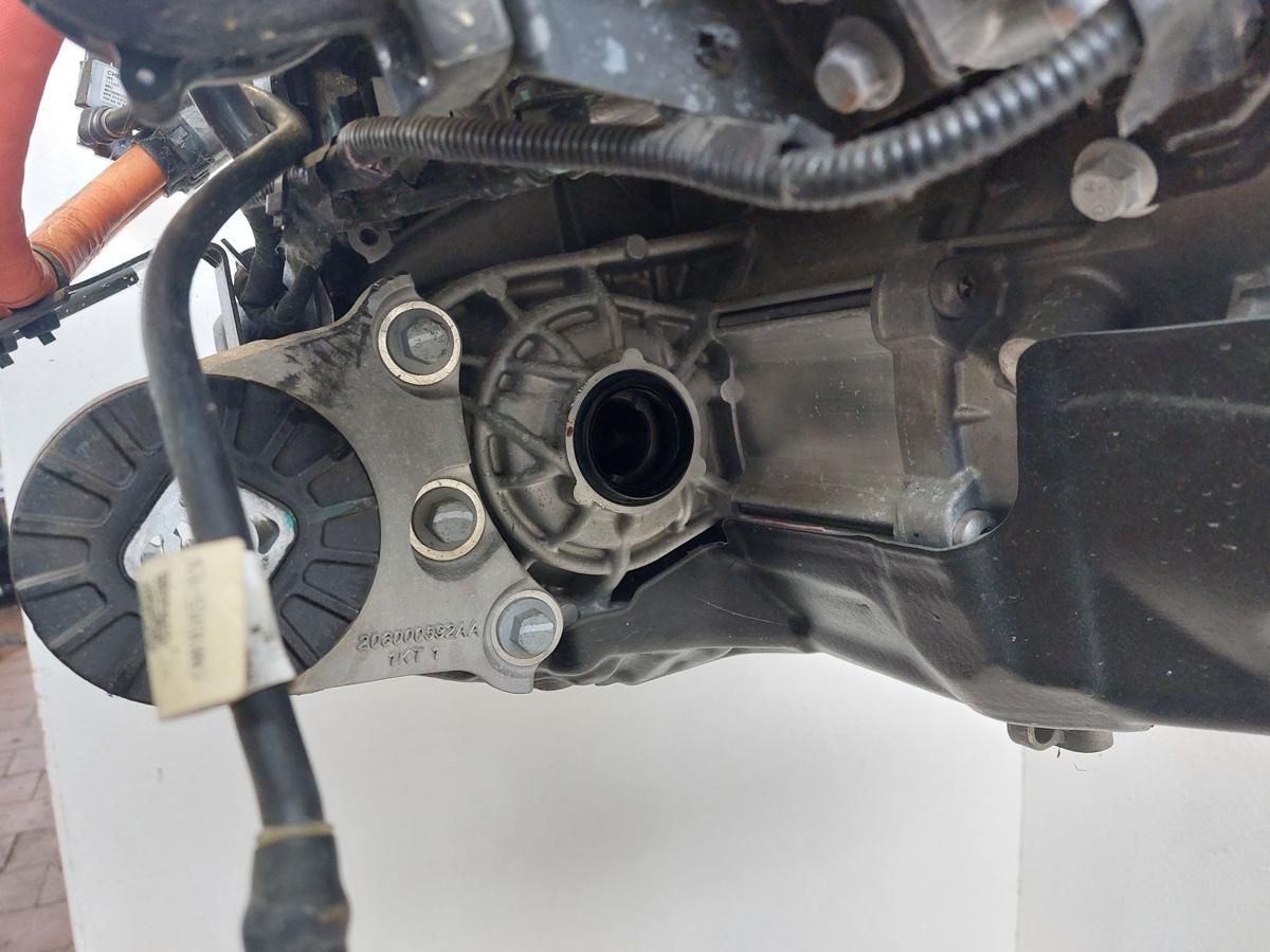 Omoda 5 EV Elektro Motor 3 Phasen Elektromotor 150kw 340Nm Peak Text lesen