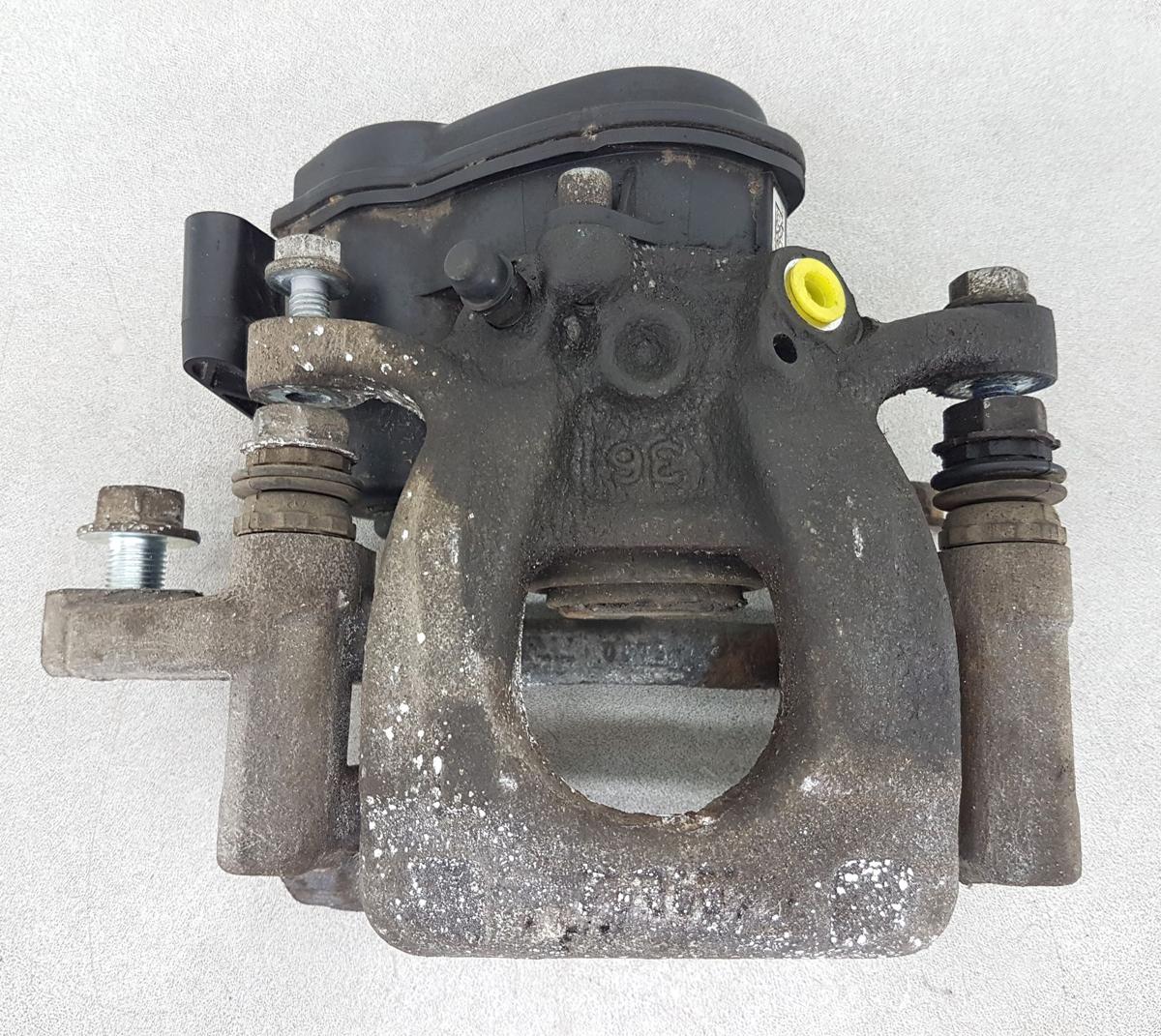 Nissan Qashqai J11 Bremssattel hinten links GF30 Bj2021 für elek Parkbremse