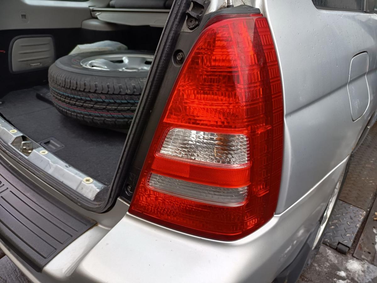 Subaru Forester SG original R&uuml;ckleuchte rechts vor Facelift Baujahr 2005