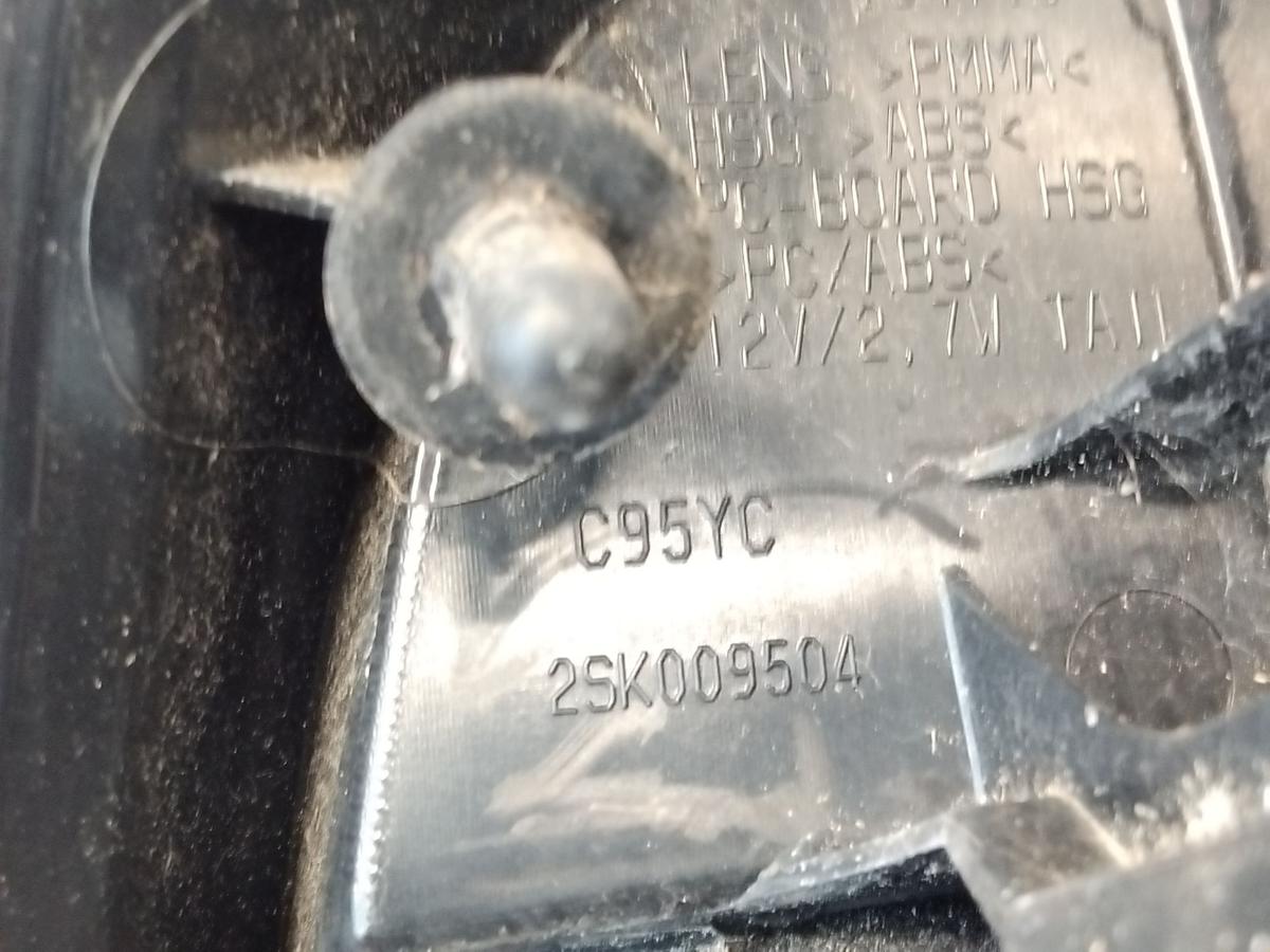 Ford C-Max 1 Facelift original R&uuml;ckleuchte Heckleuchte rechts BJ2008