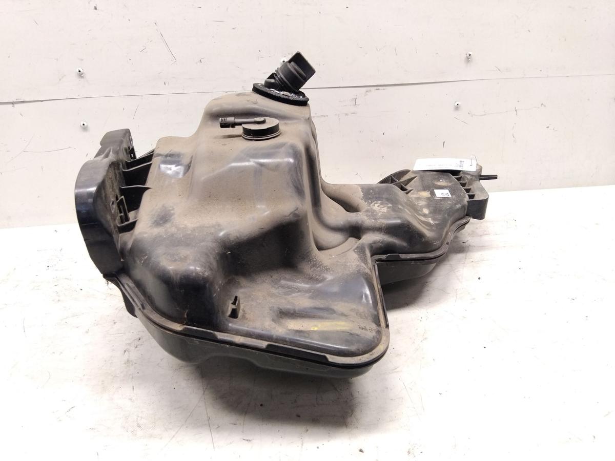 Seat Alhambra 7N original Reduktionsmitteltank Adbluetank mit Pumpe Bj.2015