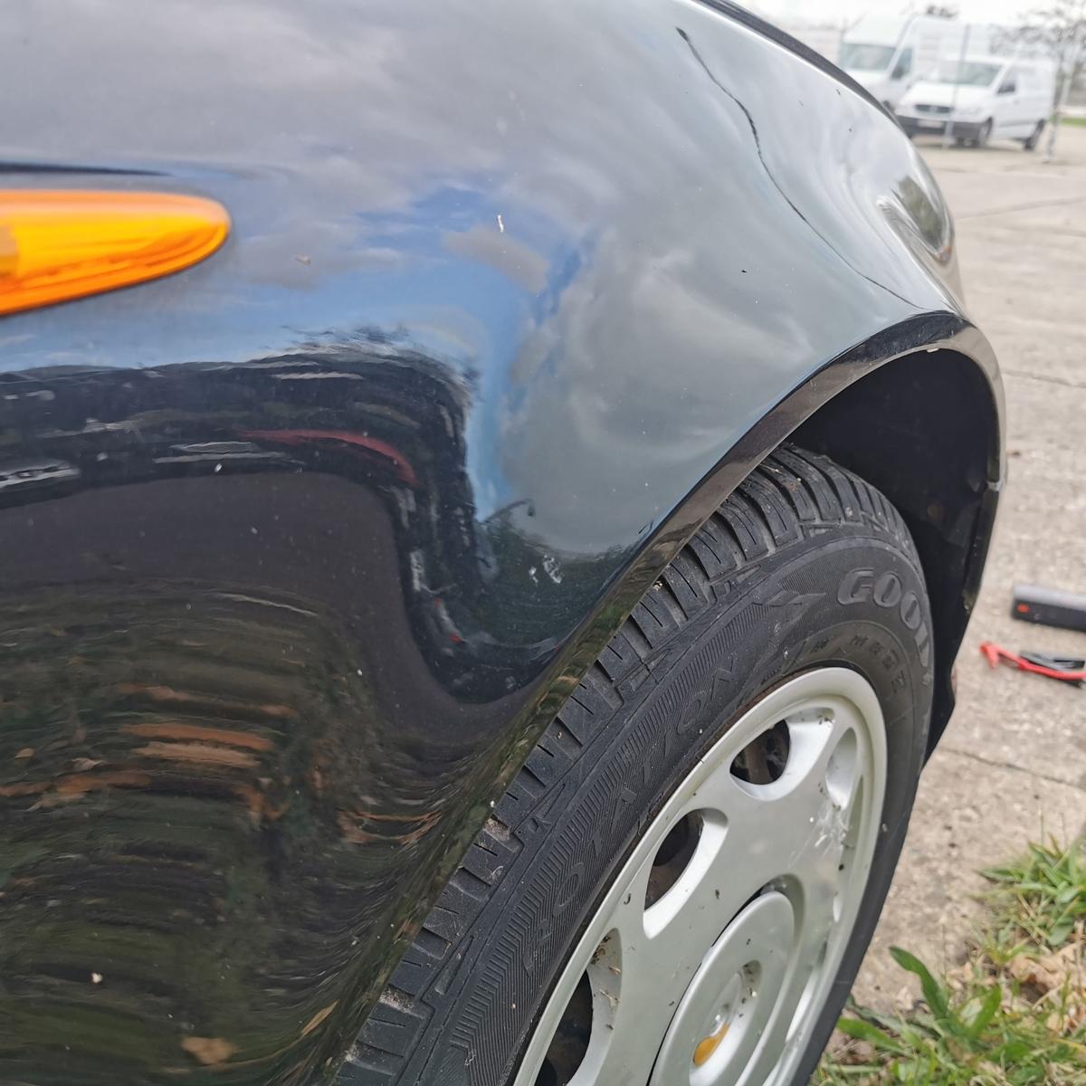 BMW 3er E46 Koftlügel Fender vorn rechts ab 01 475 Black Saphire Met