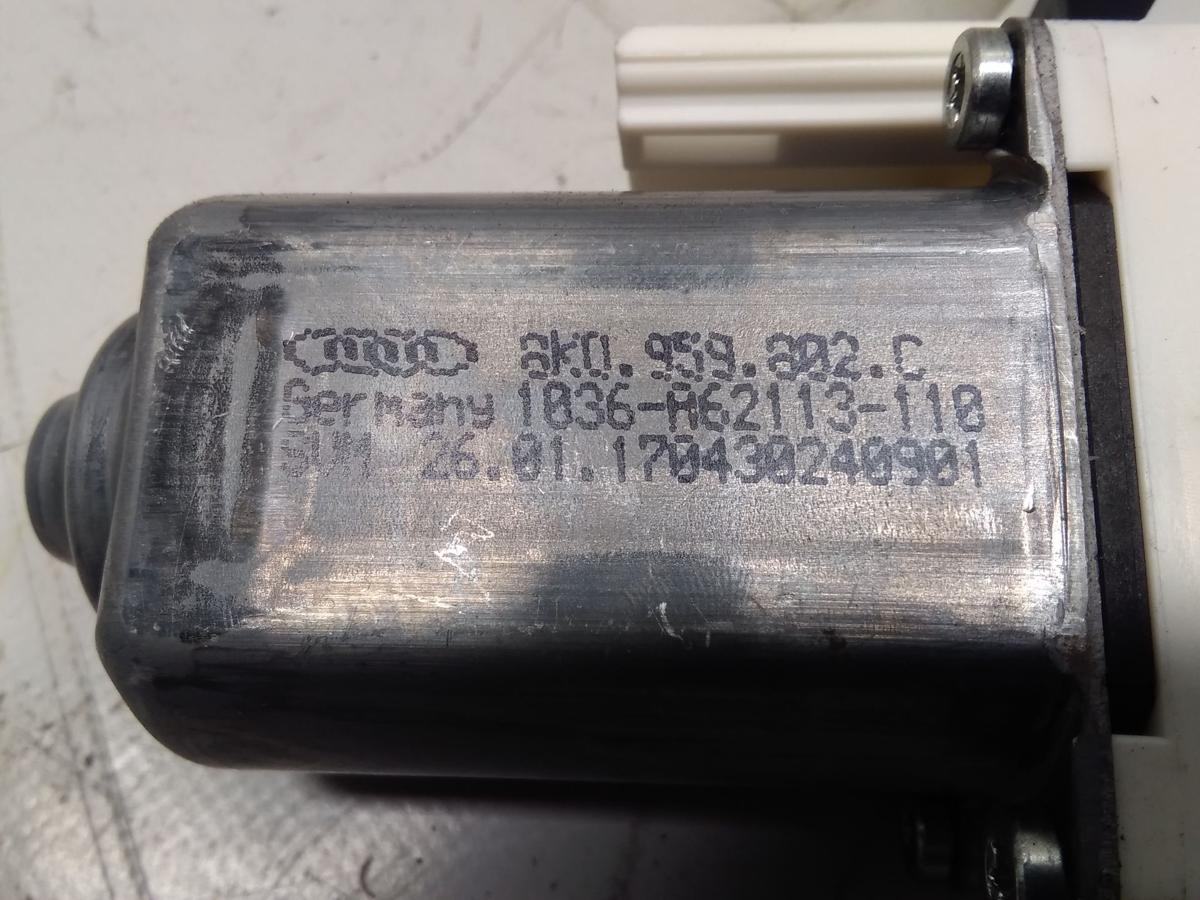 Audi A1 8X original Fensterhebermotor vorn rechts 8K0959802C Bj.2017