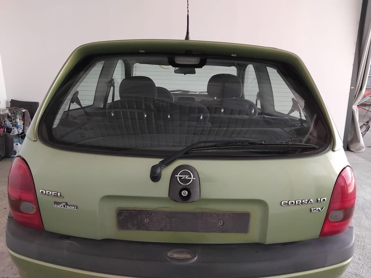 Opel Corsa B Heckklappe 49L kiwigrünmetallic mit Heckscheibe und Spoiler BJ2000