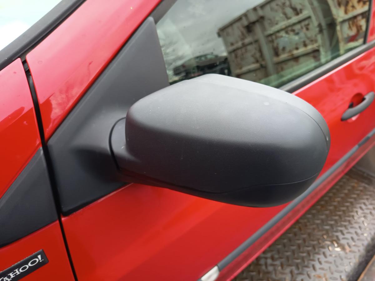 Renault Clio III original Aussenspiegel links manuell unlackiert Bj 2012