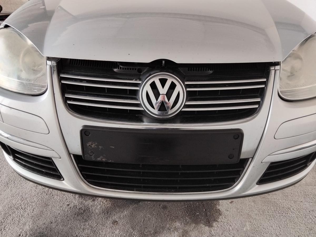 VW Golf 5 Variant orig. Stoßfänger Stoßstange vorn mit SRA und Grill BJ2007 LA7W