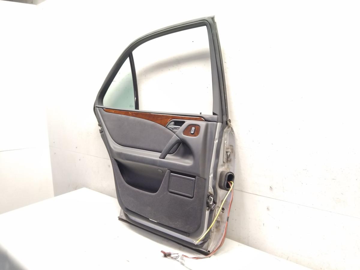 Mercedes E-Klasse Limo W210 T&uuml;r hinten links brillantsilbermetallic 744 Bj.1998