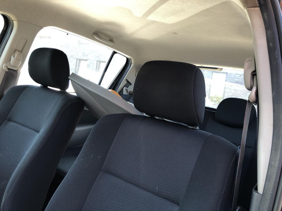 Subaru Justy 4 Typ M300F Sitz vorn links Fahrersitz Stoff ohne Heizung