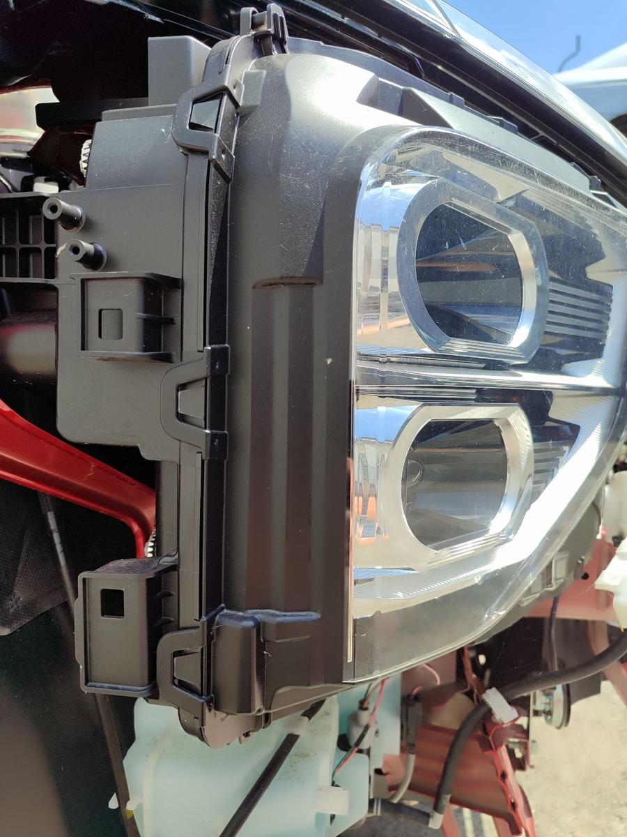 Mitsubishi Eclipse Cross original LED Scheinwerfer rechts Facelift ab 03/2021