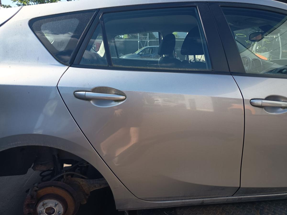 Mazda 3 BL original T&uuml;r hinten rechts 22V Satinsilber Baujahr 2010