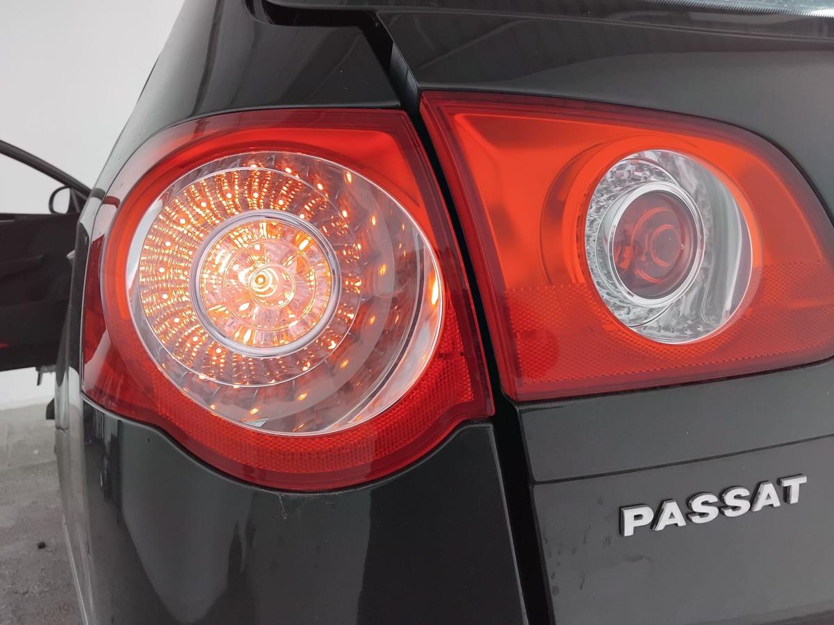 VW Passat 3C Variant original Rückleuchte Heckleuchte links aussen BJ2009