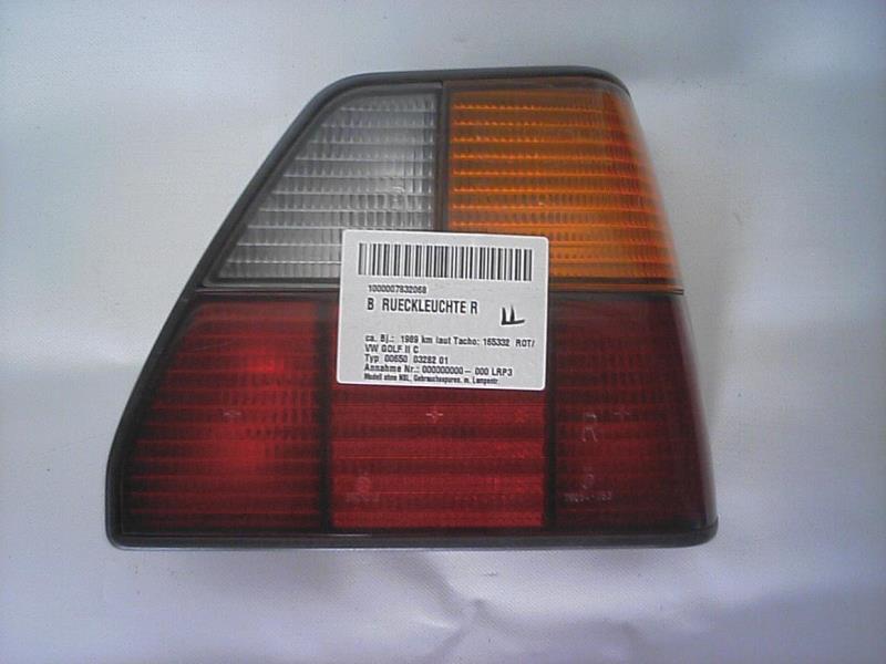 VW Golf 2 Bj.1989 Rückleuchte Heckleuchte rechts 165945112B