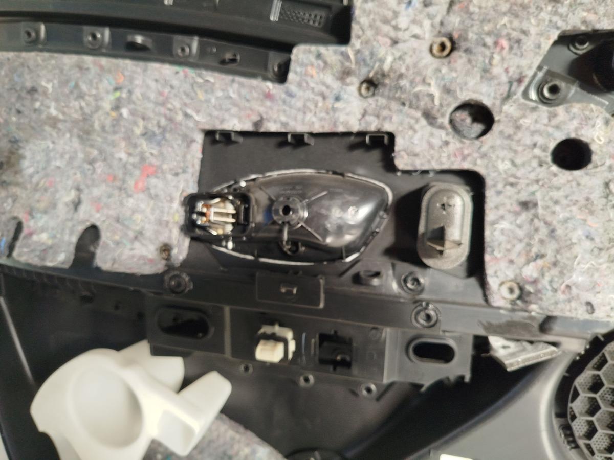 Renault Megane 3 III GT Grandtour Türverkleidung vorn rechts Türpappe Bose OEM