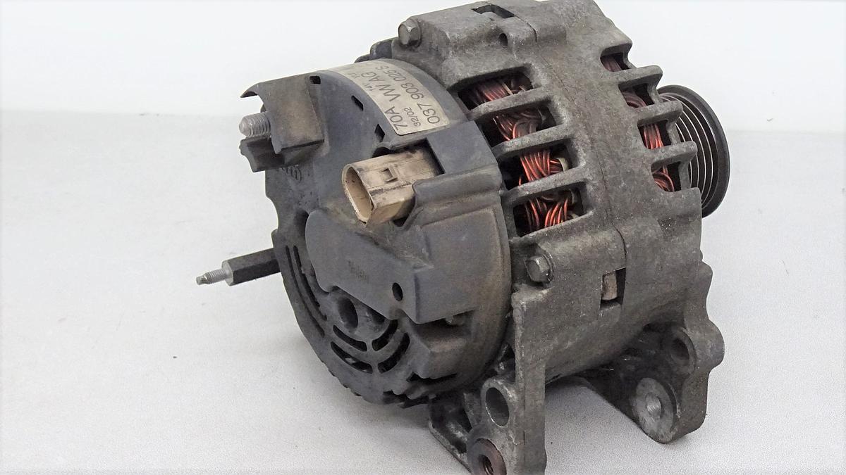 VW Lupo Lichtmaschine Generator 70A Bj2003 037903025S SG8B018 1,0 37kw AUC Schaltgetriebe