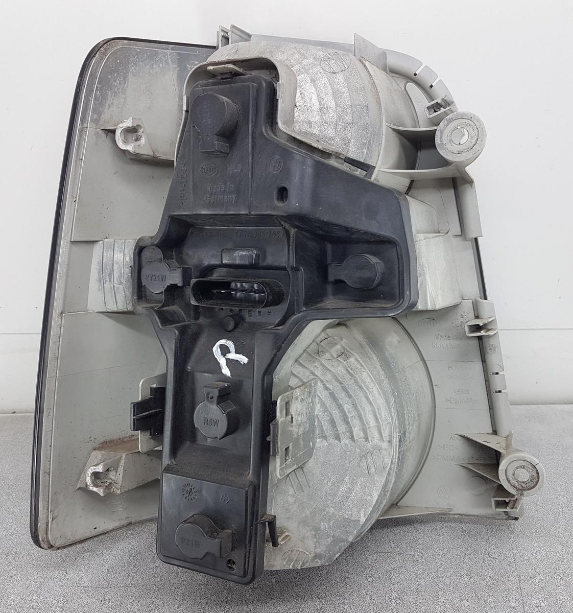 VW Cross Touran 1T R&uuml;ckleuchte R&uuml;cklicht rechts 1T0945096K B2007 Modell ab 2006