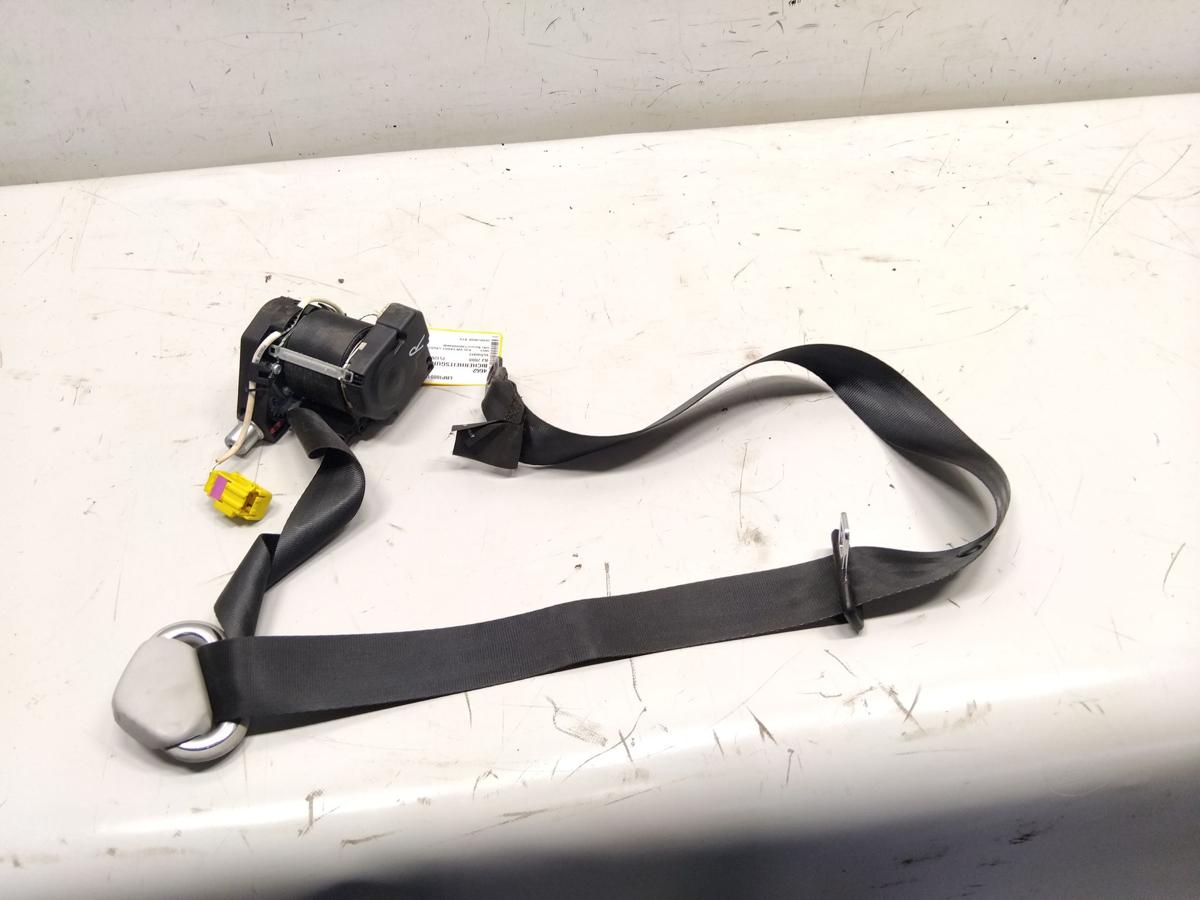 VW Caddy 2K original Sicherheitsgurt vorn rechts schwarz unfallfrei BJ2008