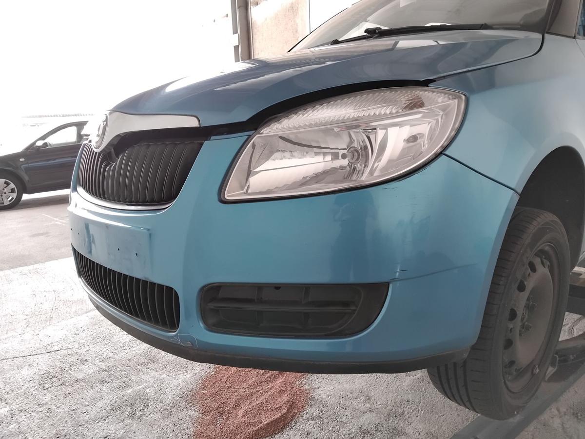 Skoda Roomster 5J original Stoßstange Stossfänger vorn beschädigt BJ2009 LF5S Indigoblaumetallic
