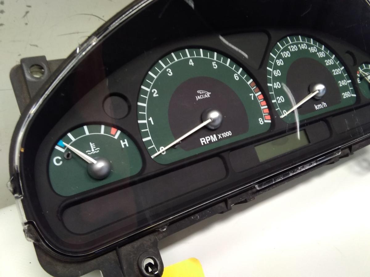 Jaguar S-Type 3.0 original Tacho Armatur Kombiinstrument 2R8F10849AL Bj.2003