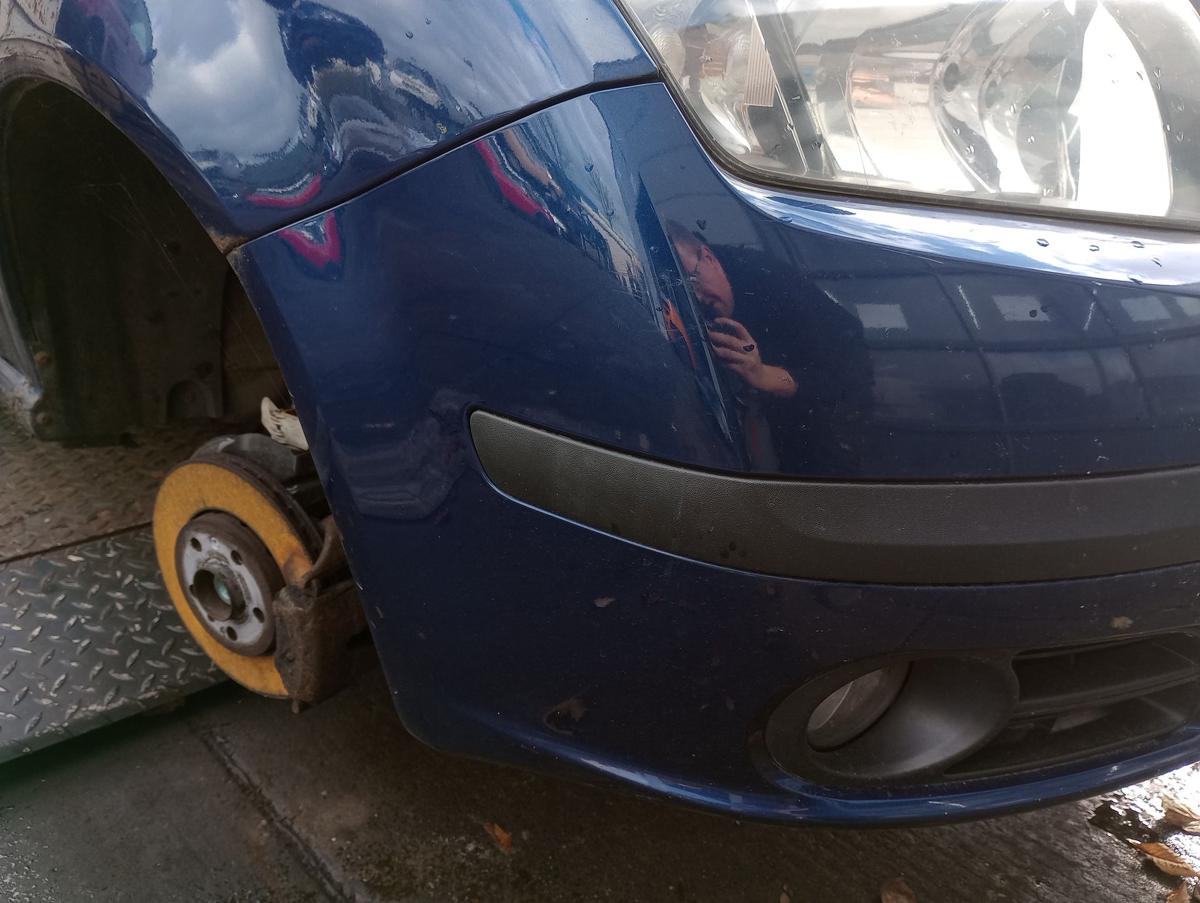 Skoda Fabia 6Y orig Stoßstange Stossfänger vorne F5Q Blau Facelift Bj 2006