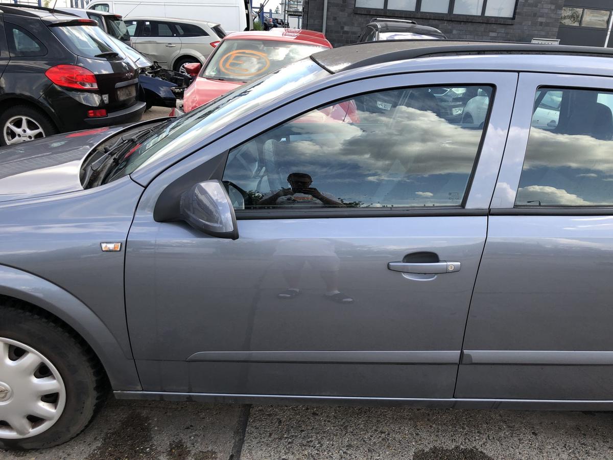 Opel Astra H Caravan T&uuml;r vorn links Fahrert&uuml;r im Rohbau 3KU Moonland Metallic