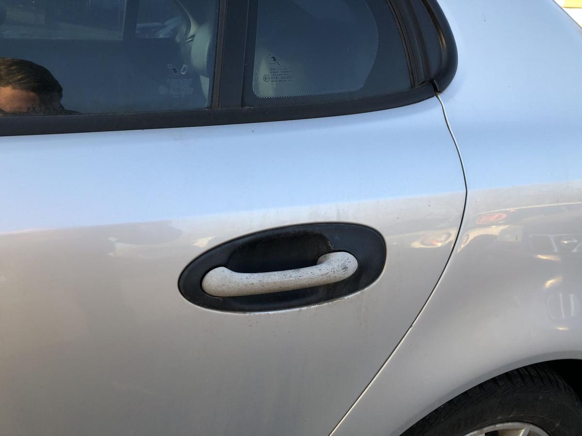 Saab 9-3 Typ YS3F T&uuml;r hinten links Limo Rohbau silber Autot&uuml;r Fondt&uuml;r