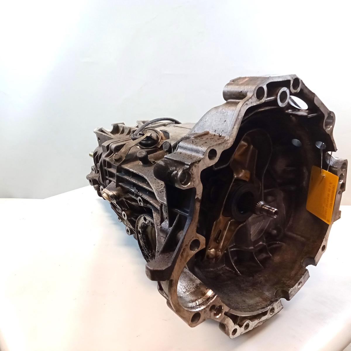 VW Passat 3B Schaltgetriebe 5 Gang DHZ 1.8 92kW BJ1997