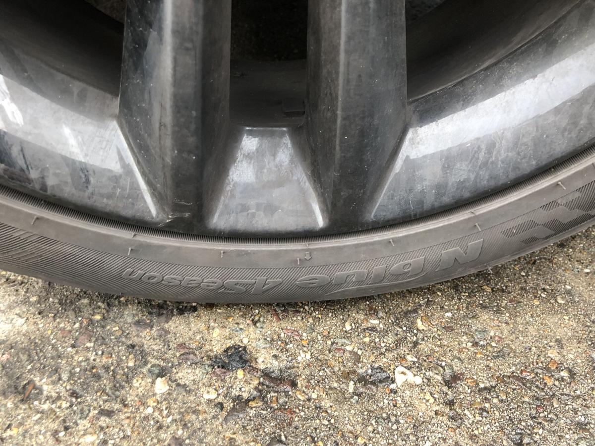 Opel Corsa D Komplettradsatz Alufelgen schwarz 17 Zoll Allwetter 215 45 ZR17