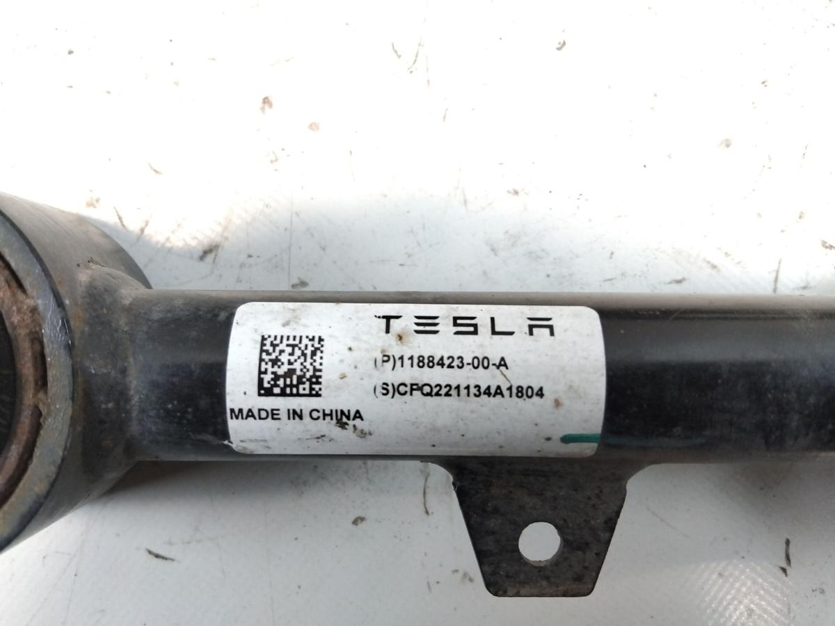 Tesla Model Y original Satz Querlenker Hinterachse BJ2023