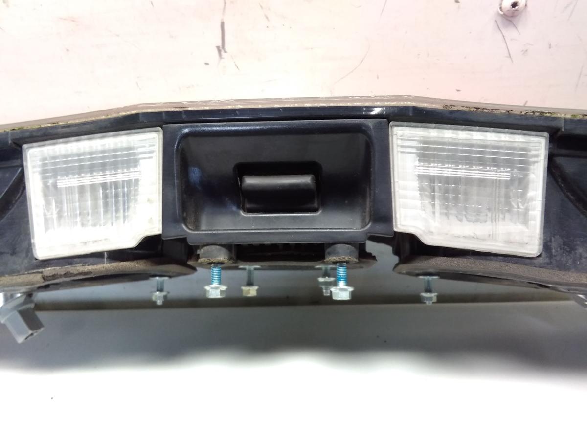 Honda Civic VIII FK original Rückleuchte Heckblende mitte BJ2008