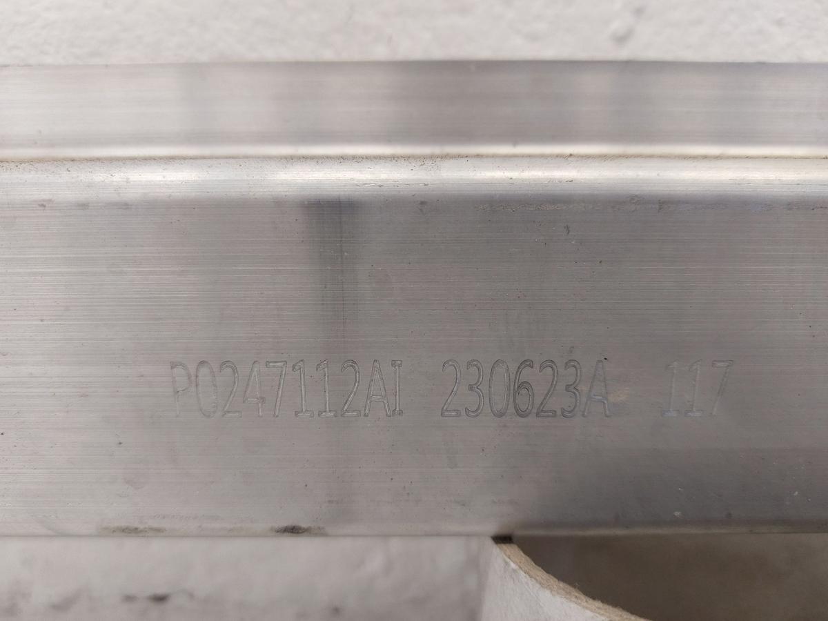 NIO EL6 Elektro SUV Tr&auml;ger Sto&szlig;f&auml;nger hinten Pralltr&auml;ger Sto&szlig;f&auml;ngertr&auml;ger Alu