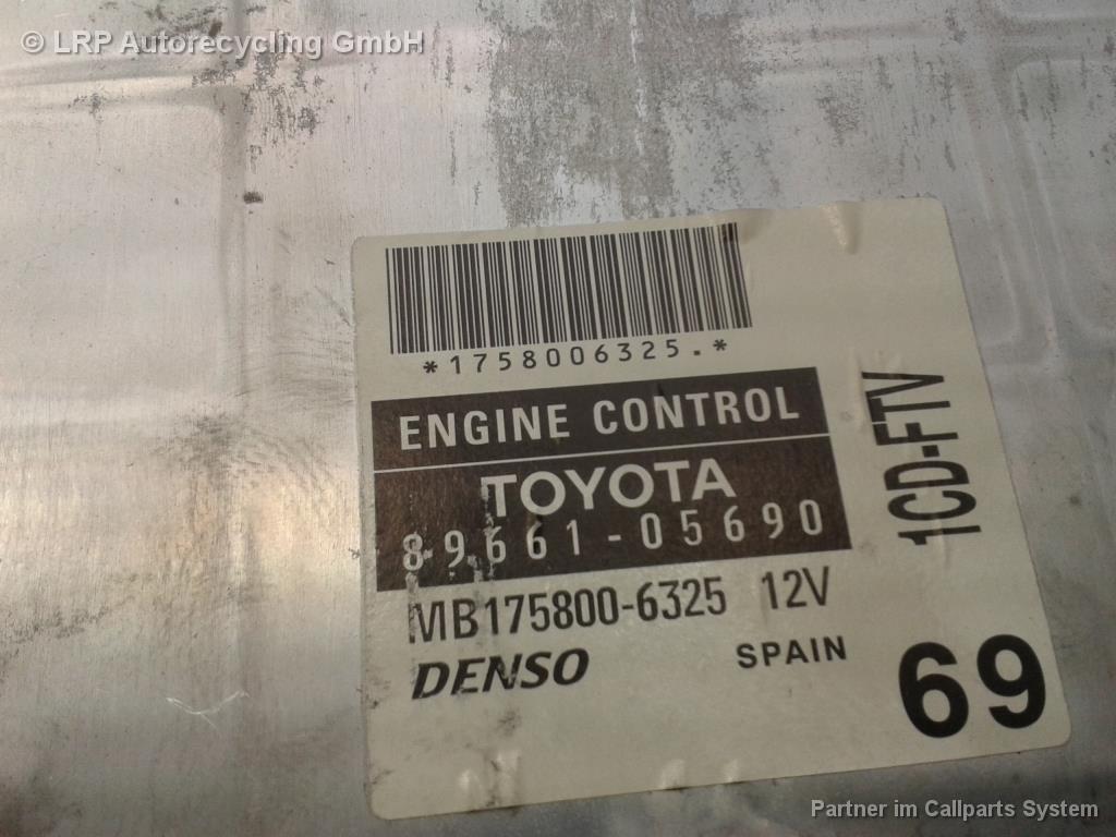 Steuergeraet Motor 8966105690 Toyota Avensis T25 (01/03-) BJ: 2004