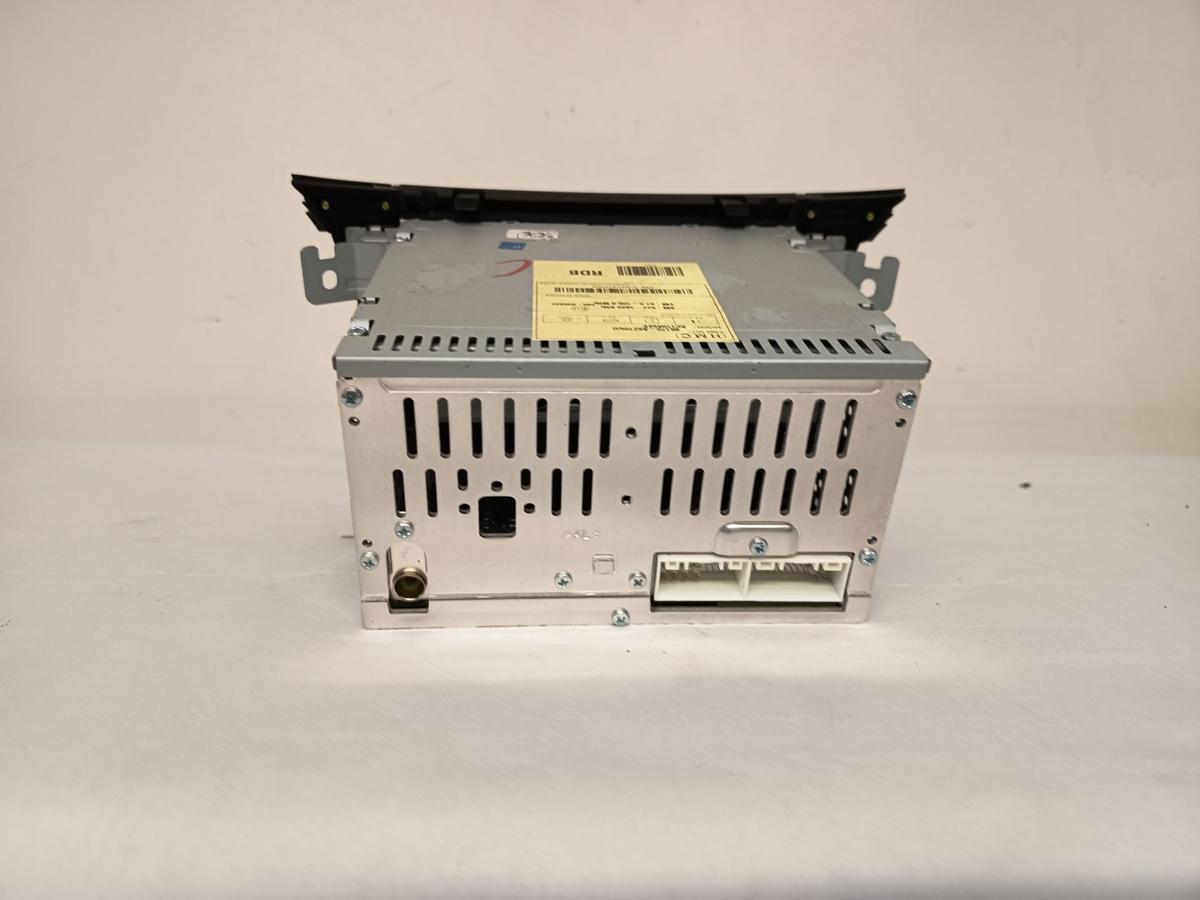 Hyundai i30 GD original Audiosystem Radio/ MP3 96170-A6210GU Bj 2013
