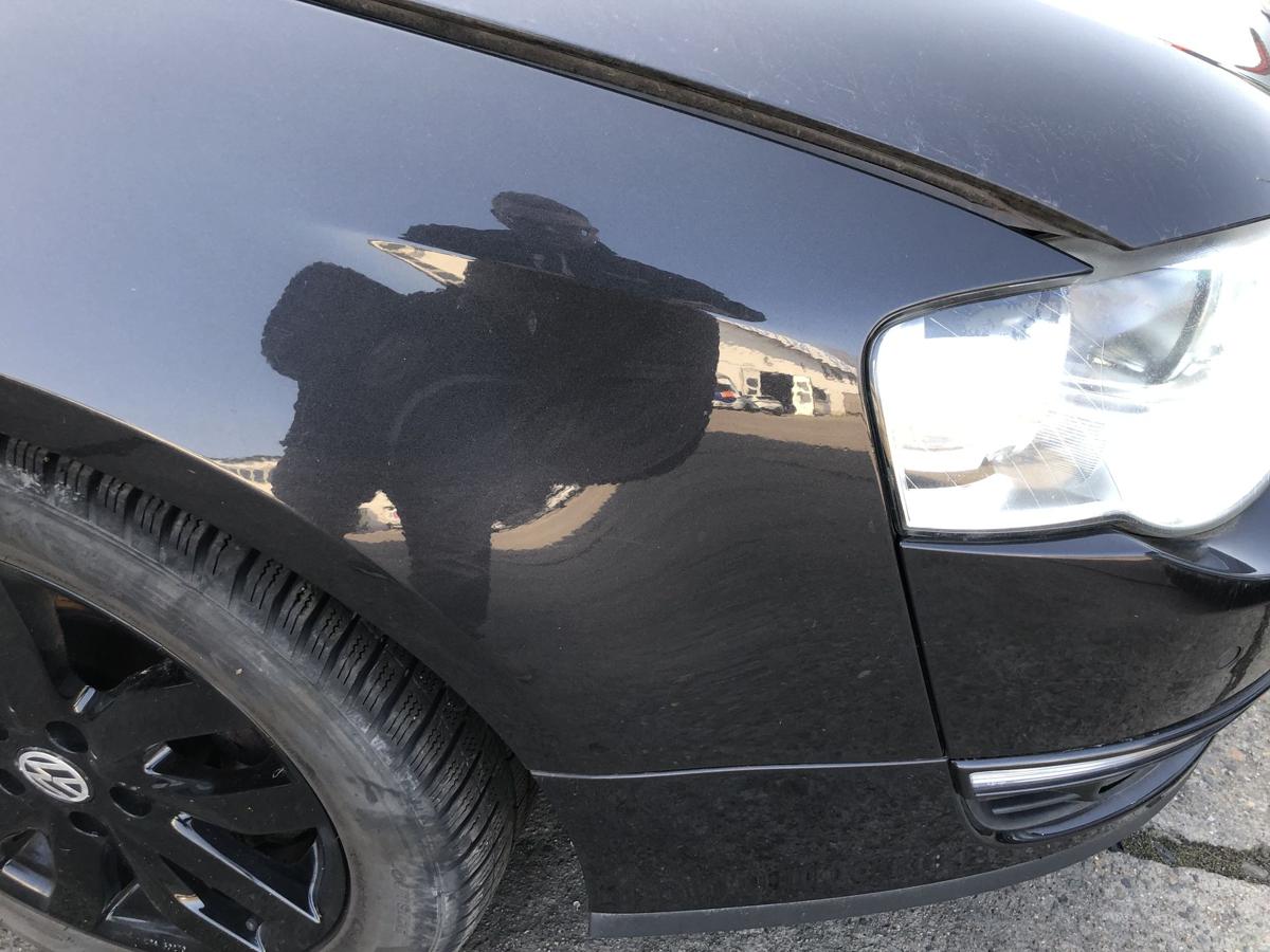 VW Passat 3C B6 Kotfl&uuml;gel vorn rechts Beifahrer Originalteil LC8Z Moccabrown